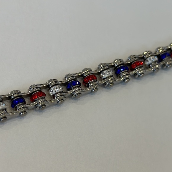 Red, White, and Blue Stone Mini Bike Chain Stainless Steel Bracelet - Picture 3 of 4